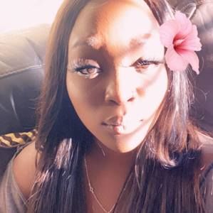 Meet your Posher, Taryn